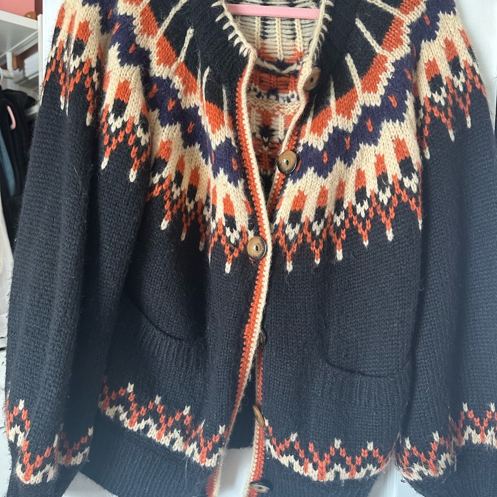 Doen Hue Cardigan in Aberdeen Fair Isle, large - Picture 3 of 8